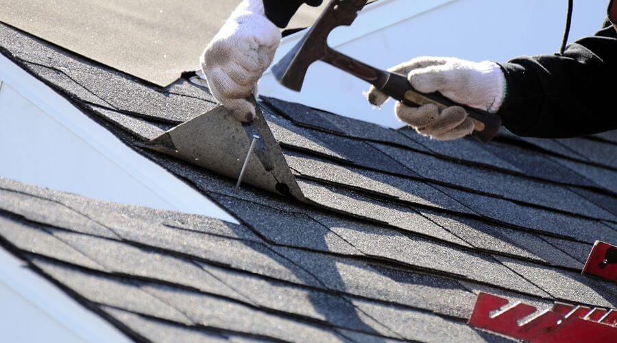 Professional gutter cleaning in Crescent, PA
